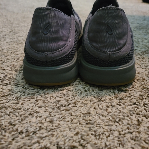 Olukai slip-on shoe - Picture 5 of 6